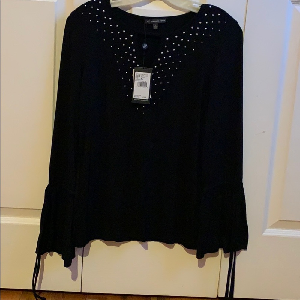 Brand new Adrianna Papell shirt